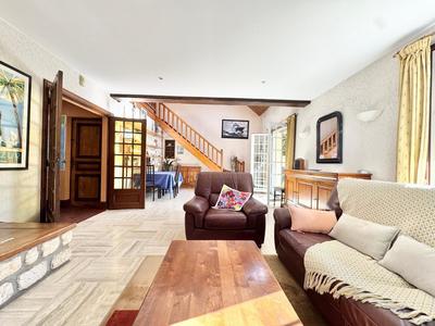 Maison - 154 m² - 6 pièces