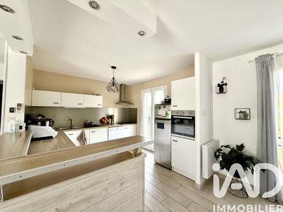 Maison - 135 m² - 6 pièces