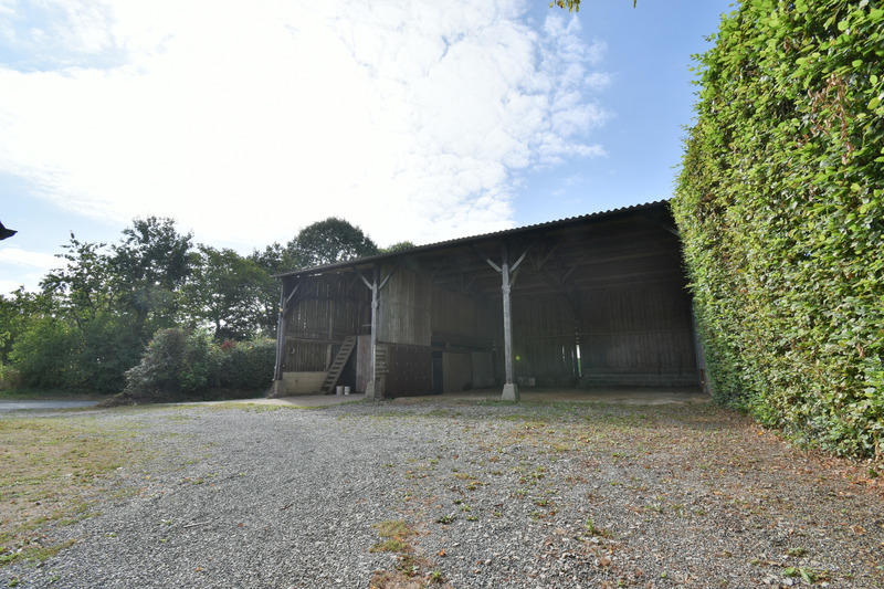 Propriété - 173 m² - 10 pièces