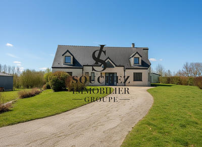 Maison - 245 m² - 7 pièces