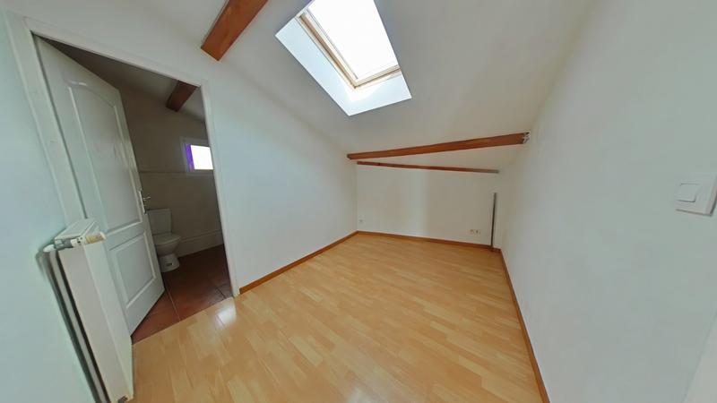 Maison traditionnelle - 94 m² - 4 pièces