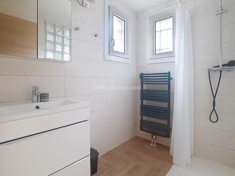 Immeuble - 165 m² - 15 pièces