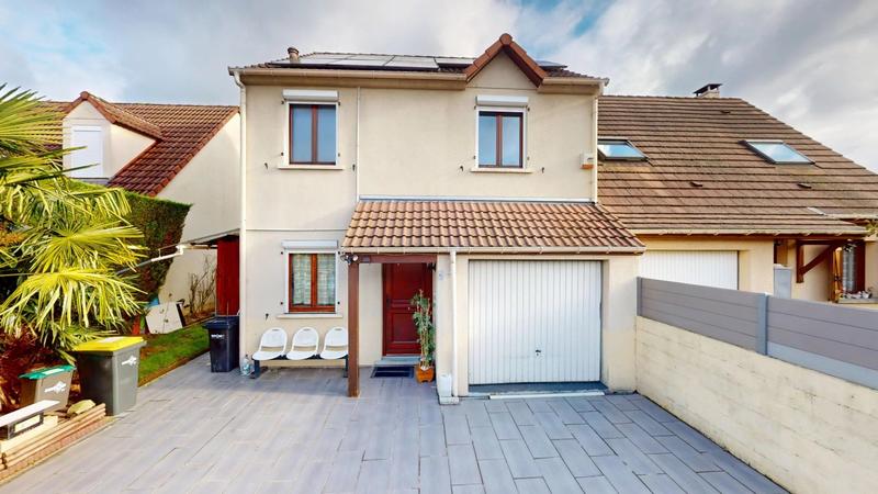 Maison - 100 m² - 5 pièces