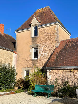 Maison - 230 m² - 11 pièces