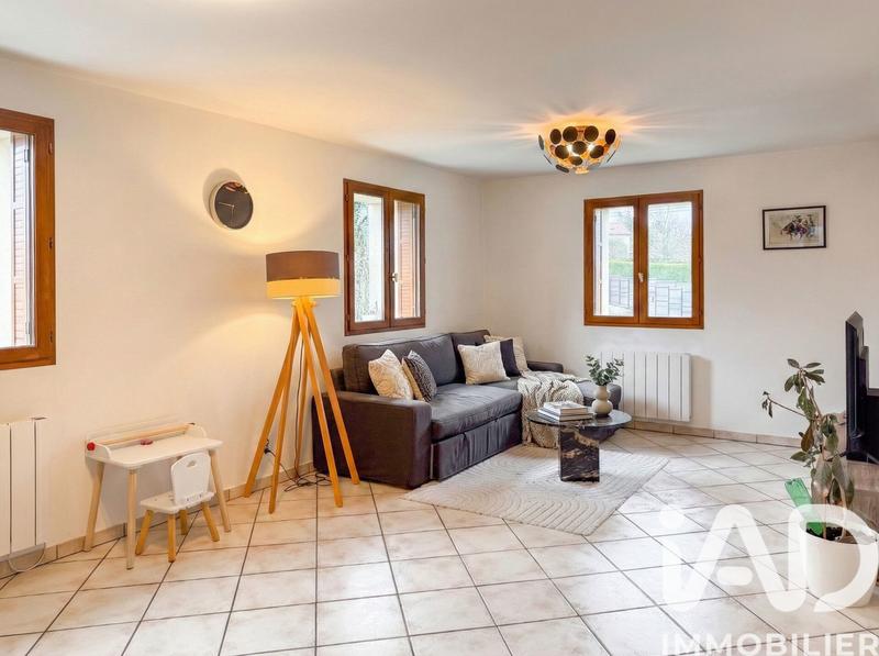 Maison - 180 m² - 7 pièces
