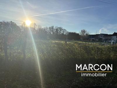 Terrain constructible - 1 000 m²