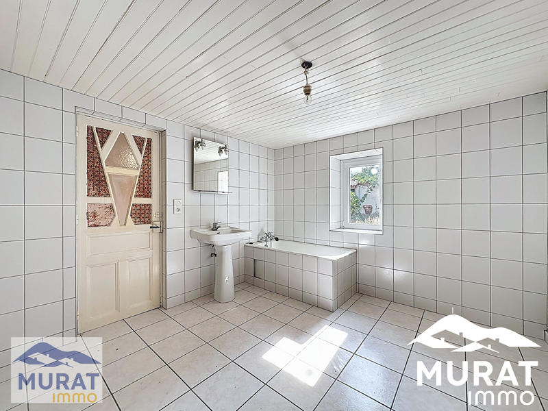 Maison ancienne - 151 m² - 7 pièces