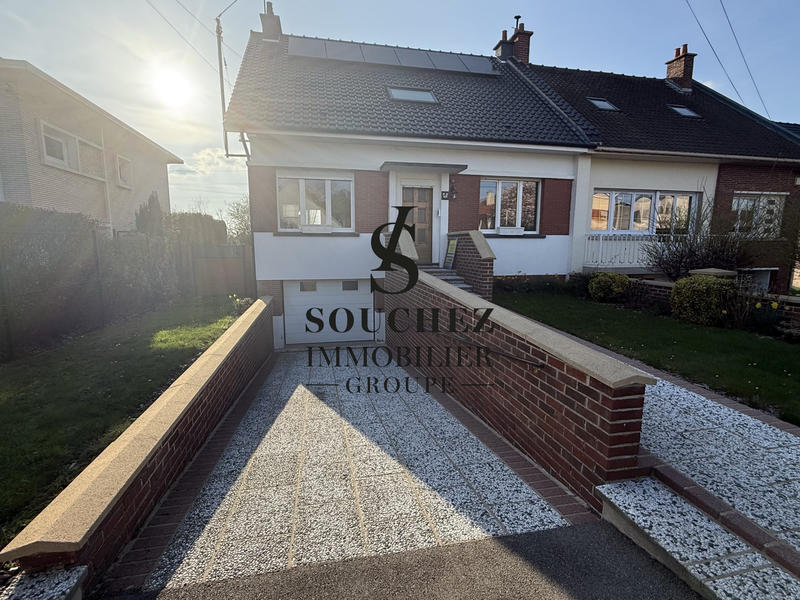 Maison - 105 m² - 6 pièces