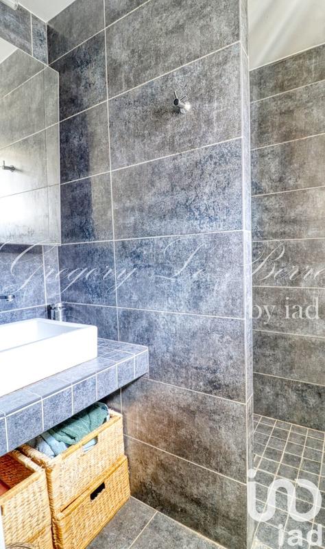 Maison - 171 m² - 7 pièces