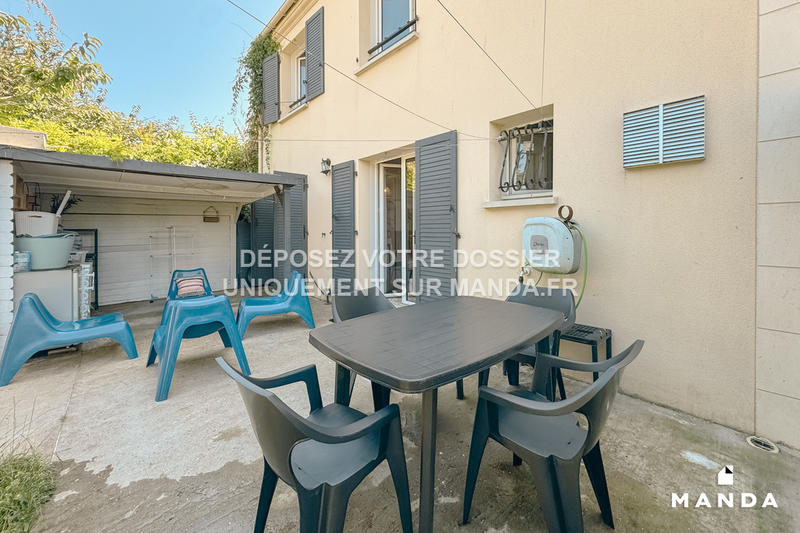 Chambre - 14 m² - 5 pièces