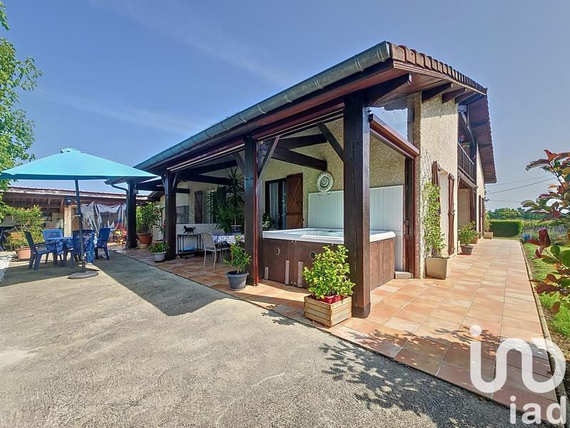 Maison de campagne - 235 m² - 7 pièces