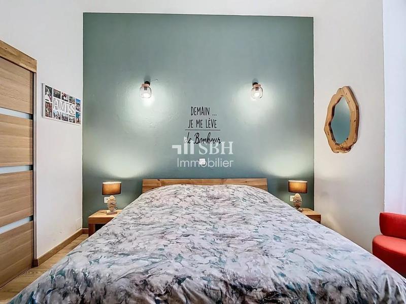 Maison de maîtres - 480 m² - 8 pièces