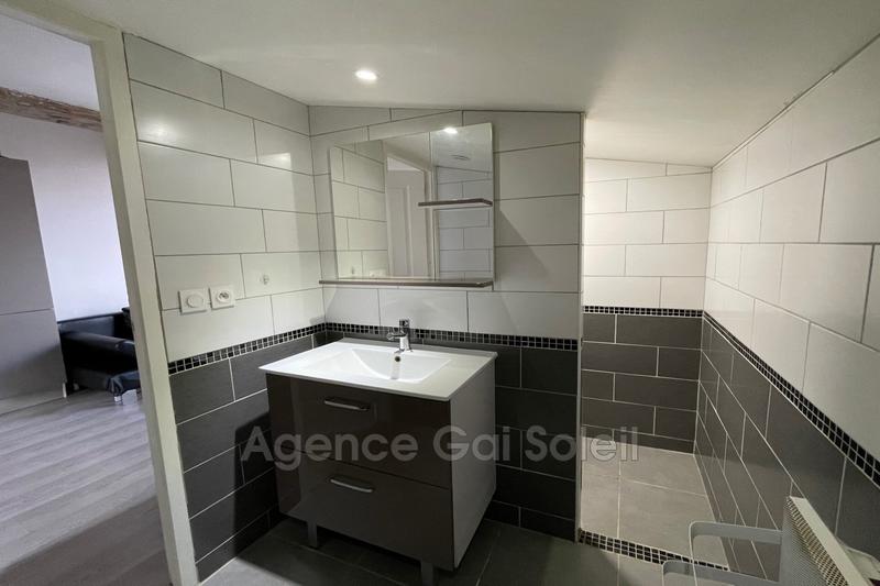 Loft - 33 m² - 2 pièces