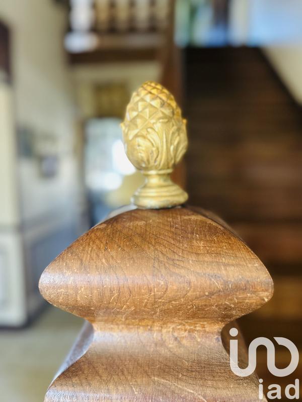 Maison - 210 m² - 10 pièces