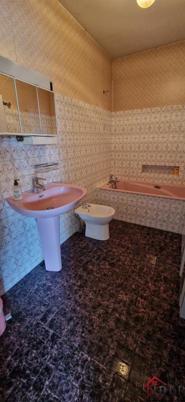 Maison de village - 228 m² - 8 pièces