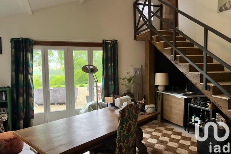 Maison - 244 m² - 8 pièces