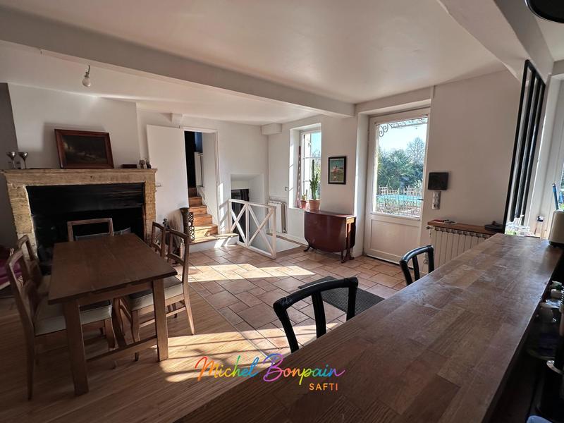 Maison - 157 m² - 6 pièces