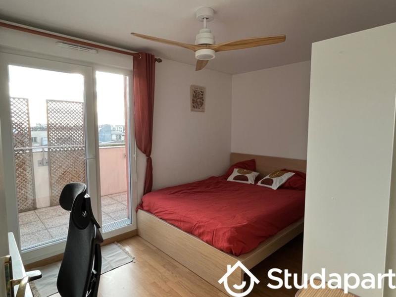 Appartement - 80 m² - 4 pièces