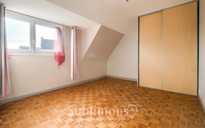 Maison - 112 m² - 6 pièces