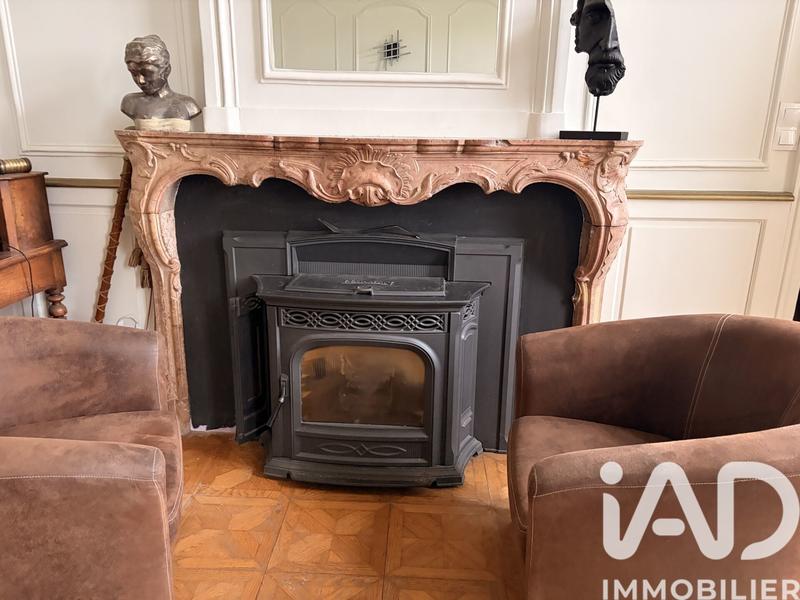 Maison - 200 m² - 6 pièces