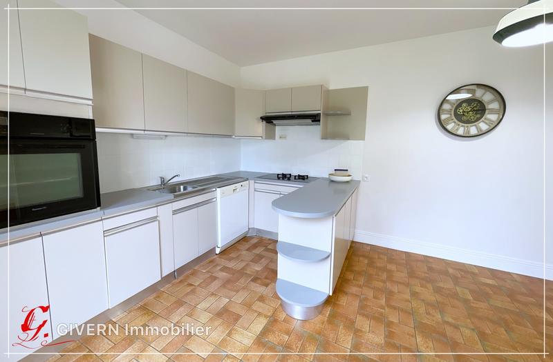 Maison ancienne - 229 m² - 10 pièces