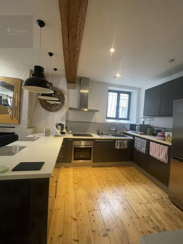 Appartement - 90 m² - 4 pièces