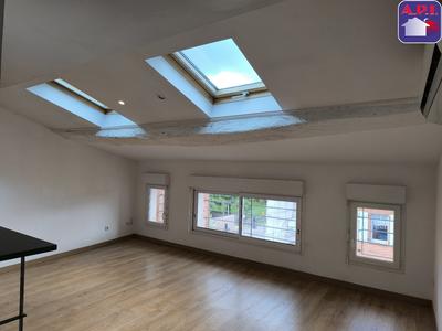 Appartement - 95 m² - 3 pièces