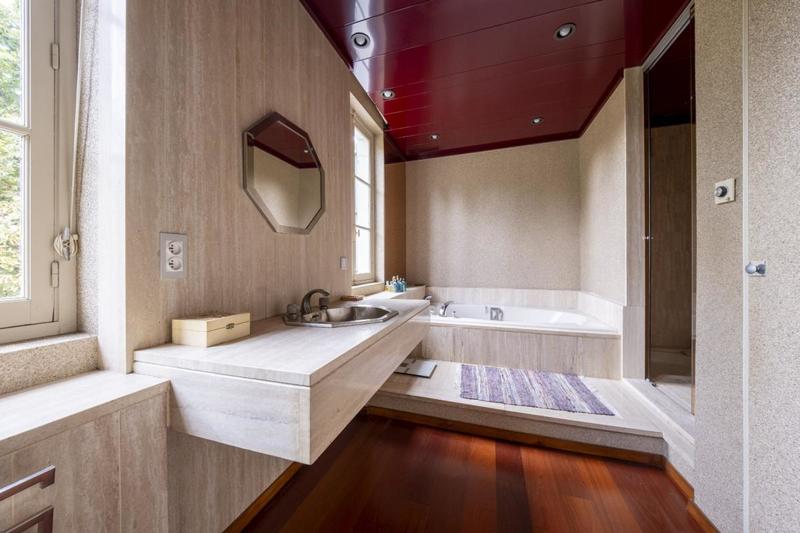 Maison bourgeoise - 407 m² - 12 pièces