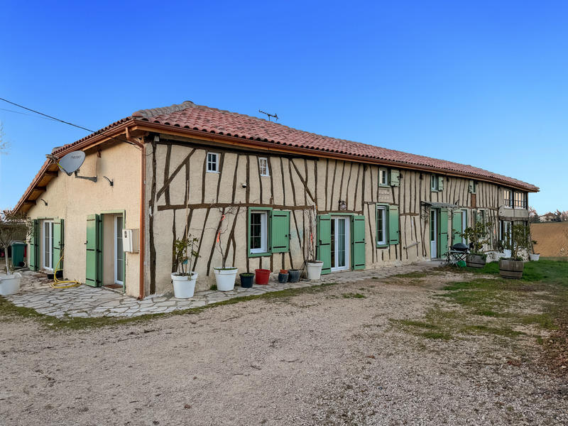 Maison de campagne - 218 m² - 6 pièces