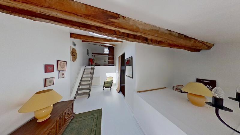 Maison - 182 m² - 6 pièces