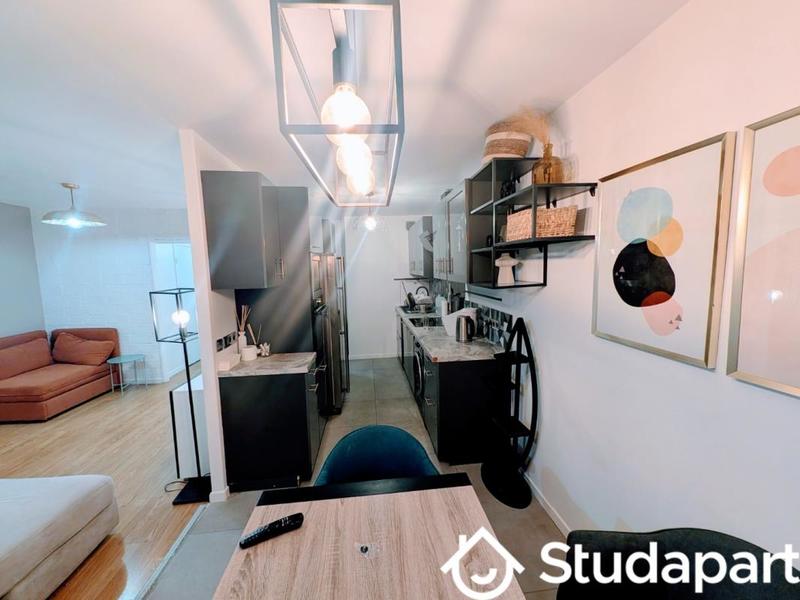 Chambre - 11 m² - 1 pièce