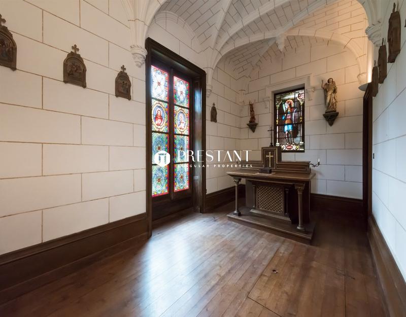 Château - 721 m² - 20 pièces