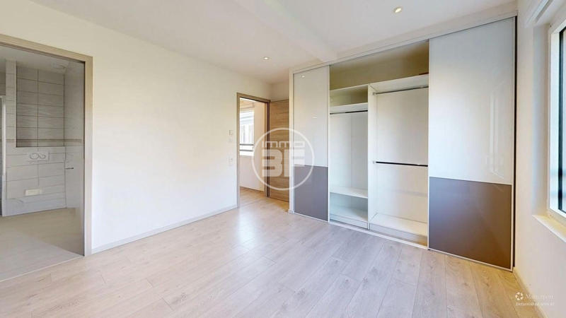 Appartement - 114 m² - 4 pièces