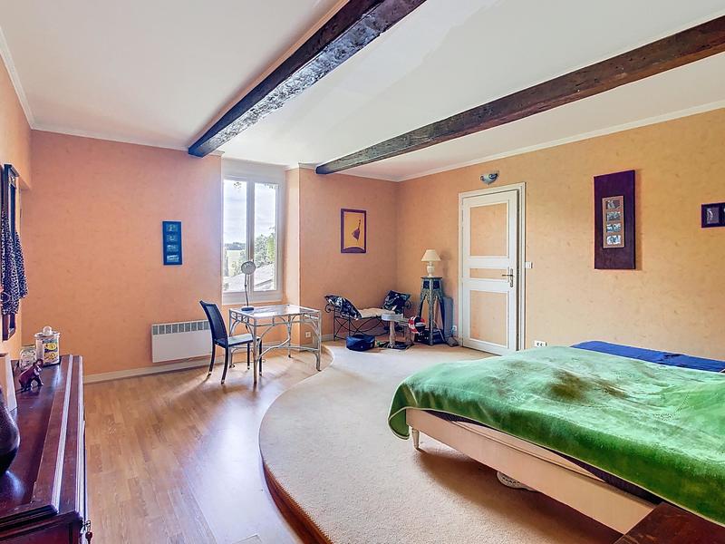 Villa - 342 m² - 8 pièces