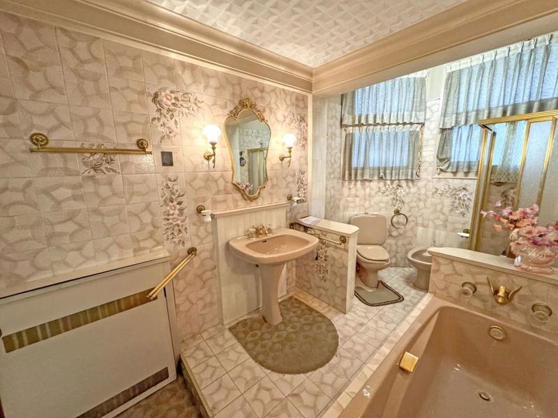 Appartement - 152 m² - 4 pièces