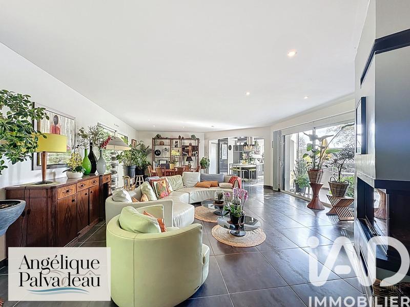 Maison de maîtres - 217 m² - 6 pièces