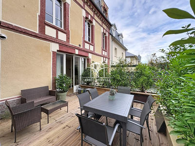 Appartement - 95 m² - 3 pièces