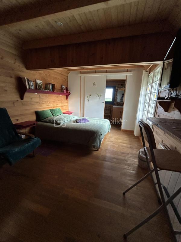 Propriété - 114 m² - 4 pièces