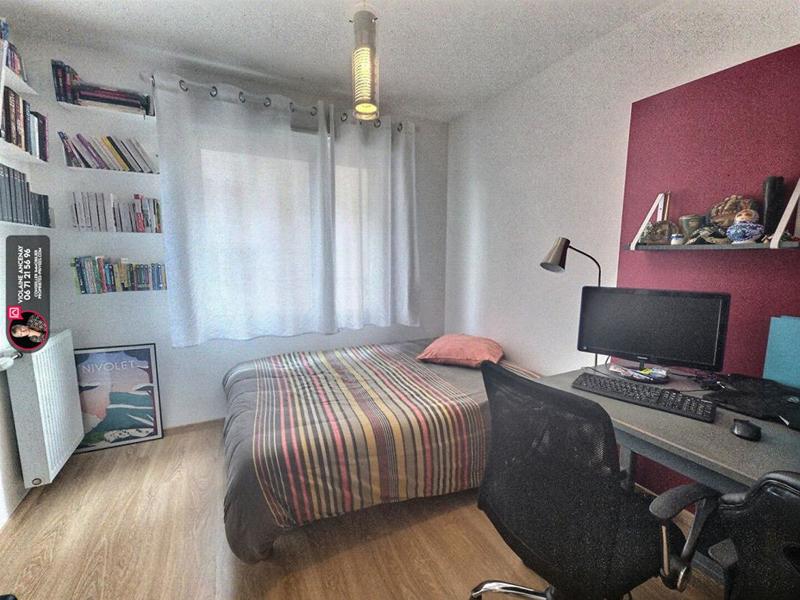 Appartement - 92 m² - 5 pièces