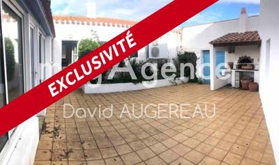 Maison traditionnelle - 140 m² - 6 pièces