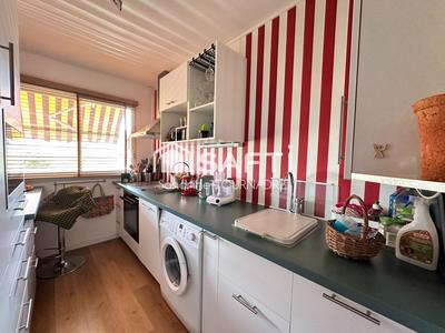 Appartement - 70 m² - 3 pièces