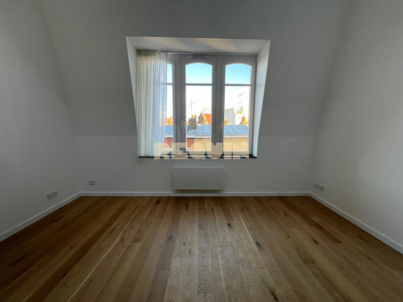 Appartement - 94 m² - 5 pièces