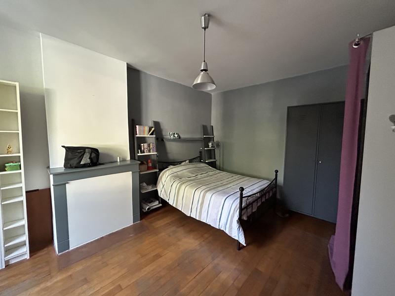 Maison - 306 m² - 13 pièces