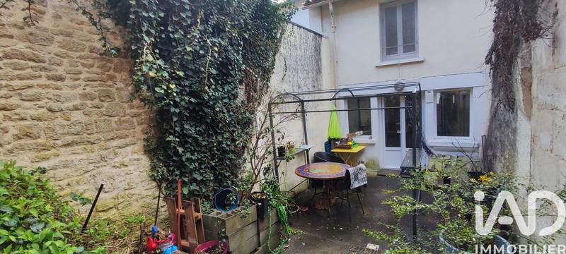 Maison de ville - 75 m² - 4 pièces