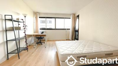 Chambre - 12 m² - 1 pièce