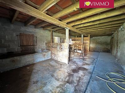 Maison - 500 m² - 6 pièces