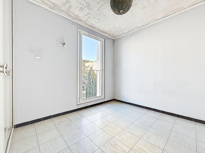 Appartement - 105 m² - 6 pièces