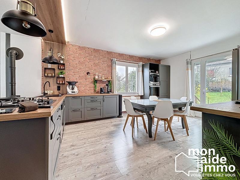 Maison - 120 m² - 6 pièces