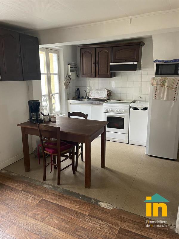 Appartement - 245 m² - 10 pièces