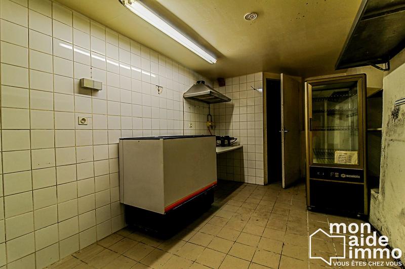 Maison - 150 m² - 9 pièces